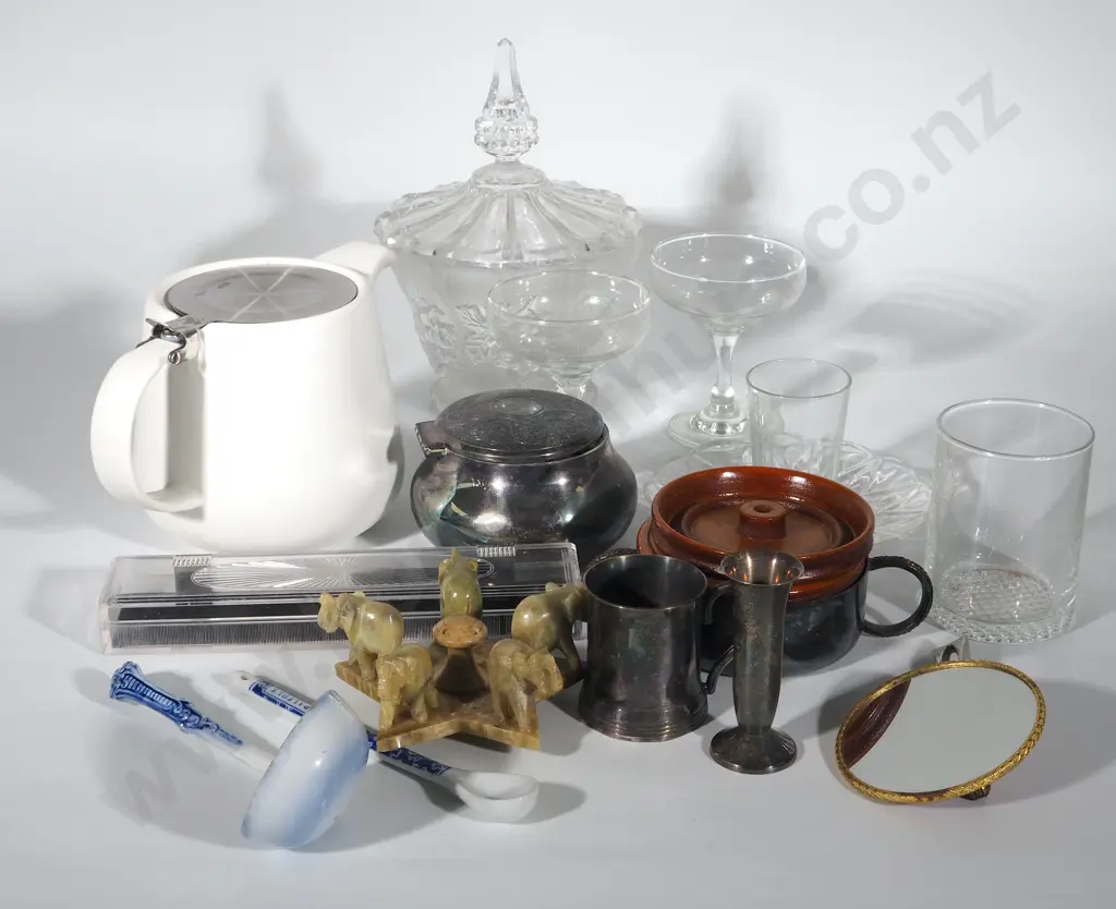 Large Lot of Glass/ S/P / Kitchenware Image 1++