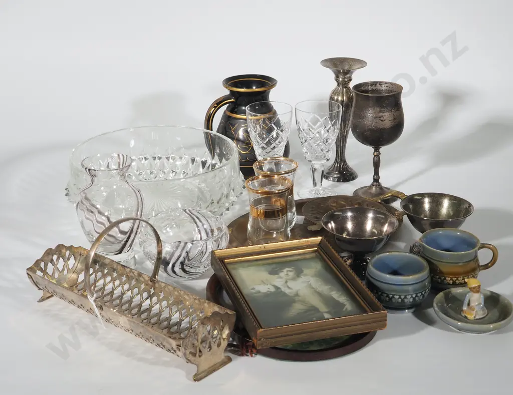 Assorted Lot of Crystal & S/P Items Image 1++