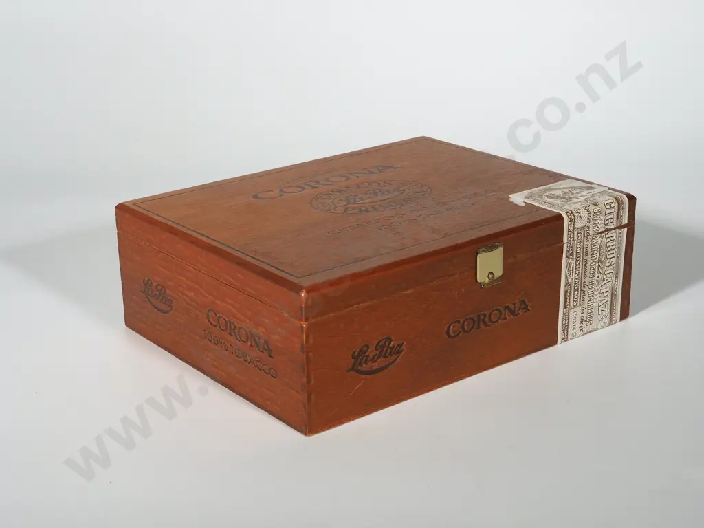 Vintage Cigar Box Image 1++