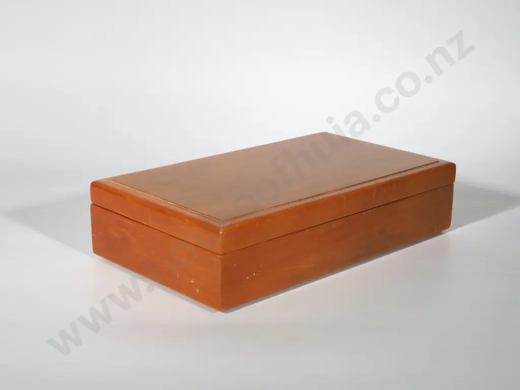 Vintage Kauri Wood Lined Jewellery Box Image 1++