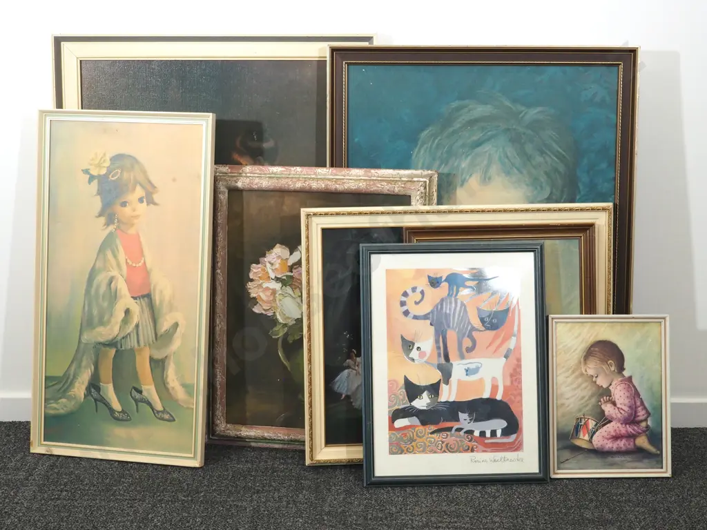 Assorted lot of Framed Prints Image 1++