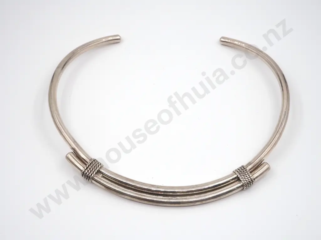 Sterling Silver Rope Tied Collar Image 1++