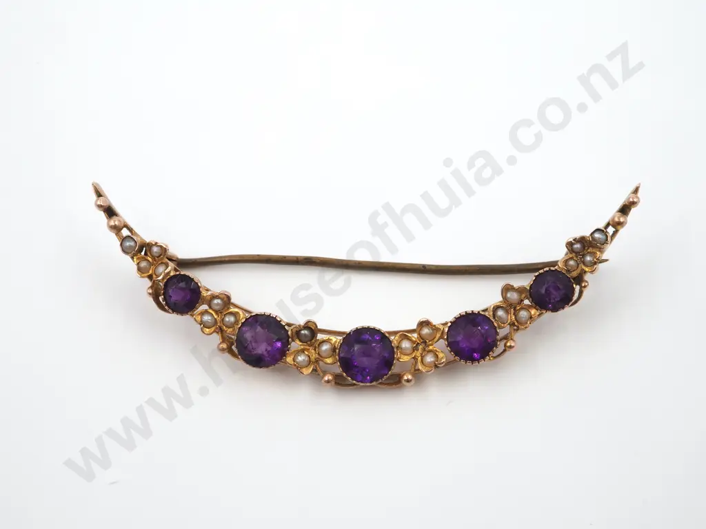 9ct Gold Amethyst & Seed Pearl Crescent Brooch Image 1++