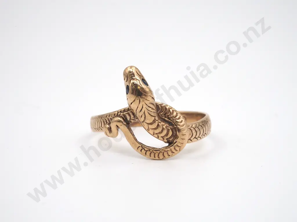 9ct Gold Vintage Detailed Coiled Snake Ring w/ Gem Set Eyes Image 1++