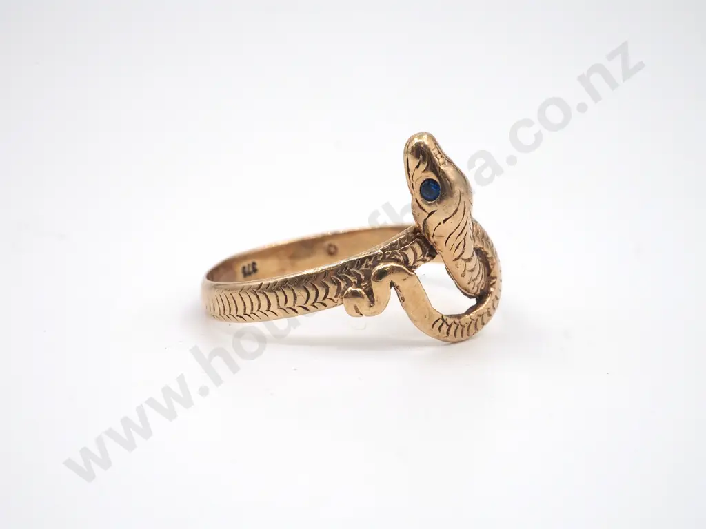 9ct Gold Vintage Detailed Coiled Snake Ring w/ Gem Set Eyes Image 1++