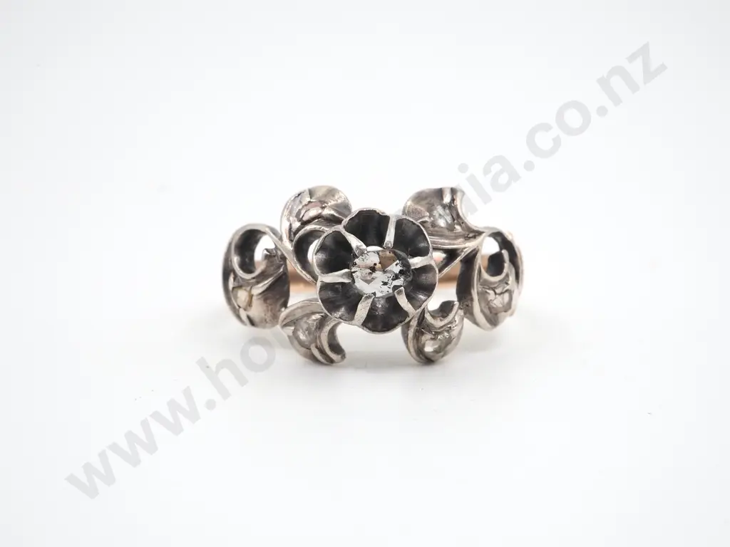 8ct Gold & Palladium Antique Diamond Ring Circa 1870 Image 1++
