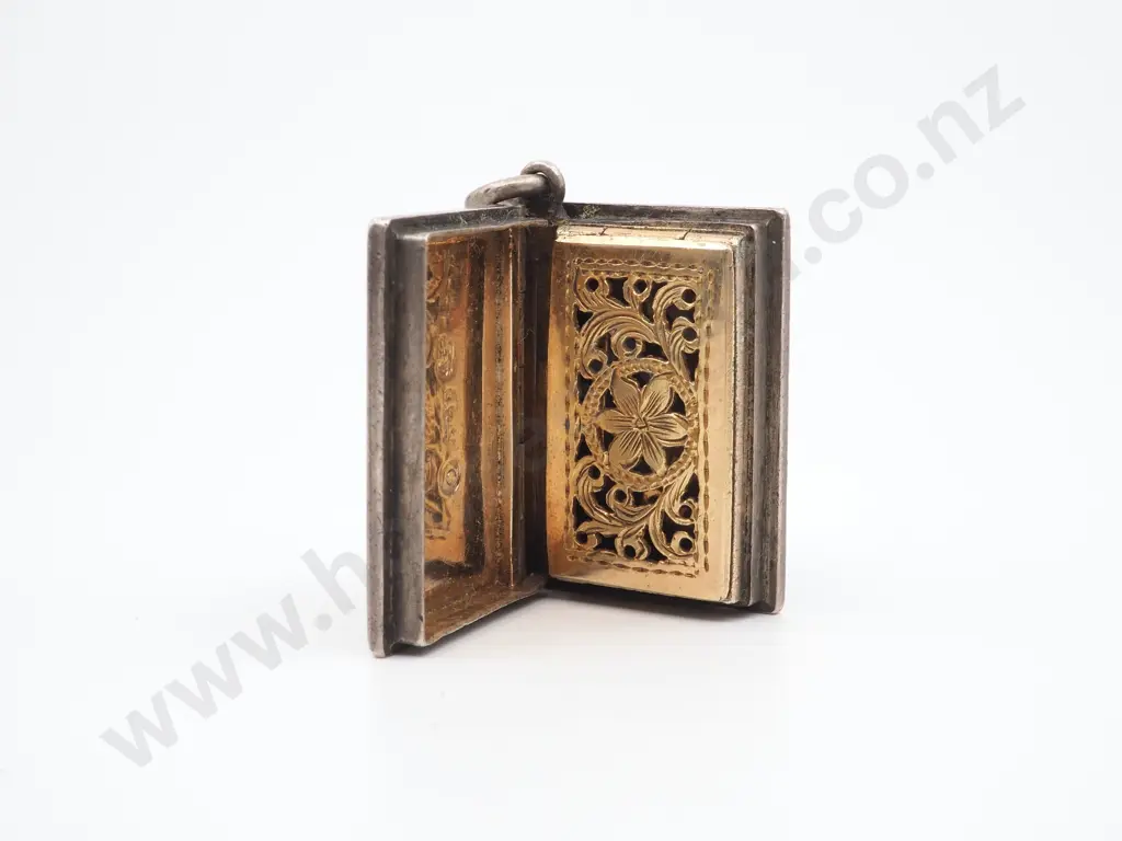 Antique William IV Book Shaped Vinagarette, Hallmarked Image 1++