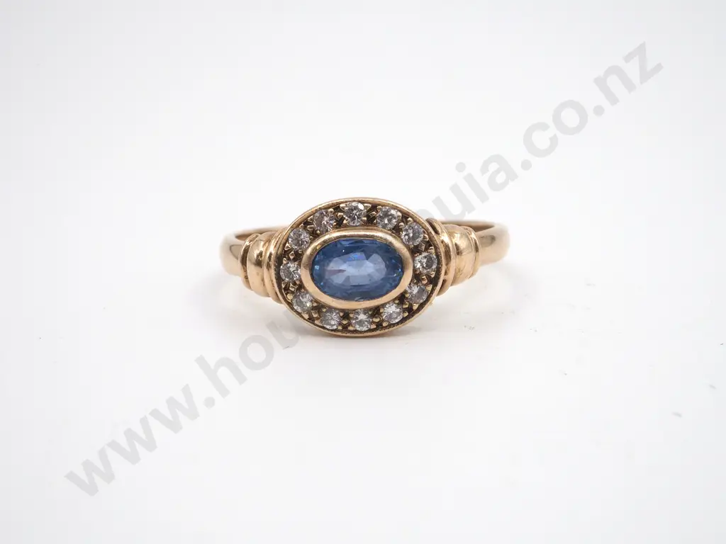 9ct Gold Cornflower Blue Sapphire & Diamond Ring Image 1++