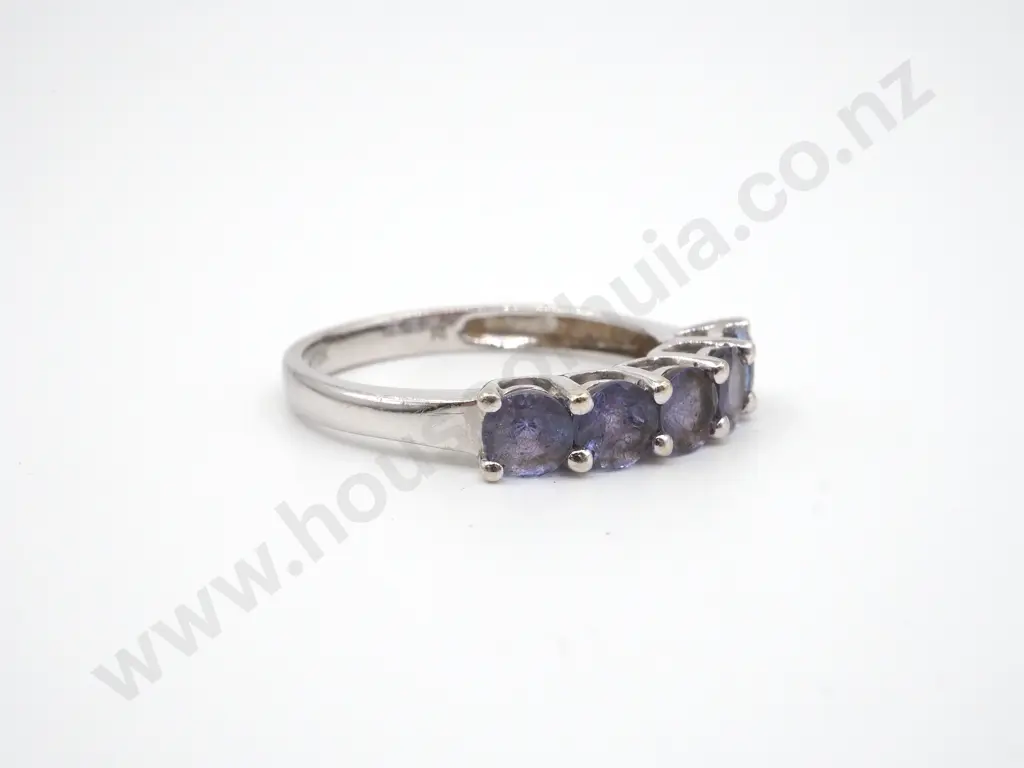 10ct White Gold Purple Gem Ring Image 1++