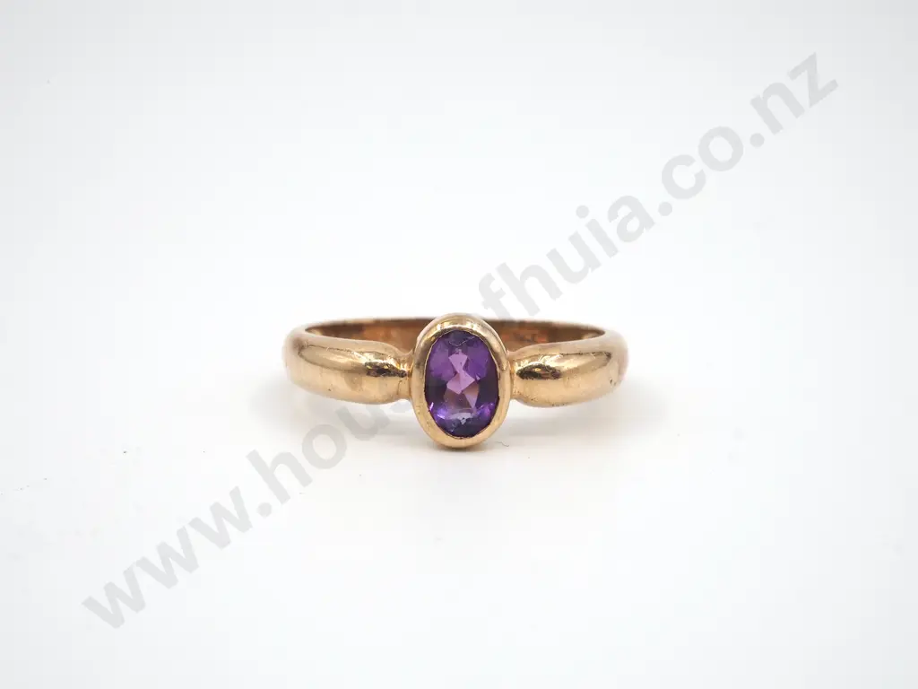 9ct Gold Amethyst Ring Image 1++