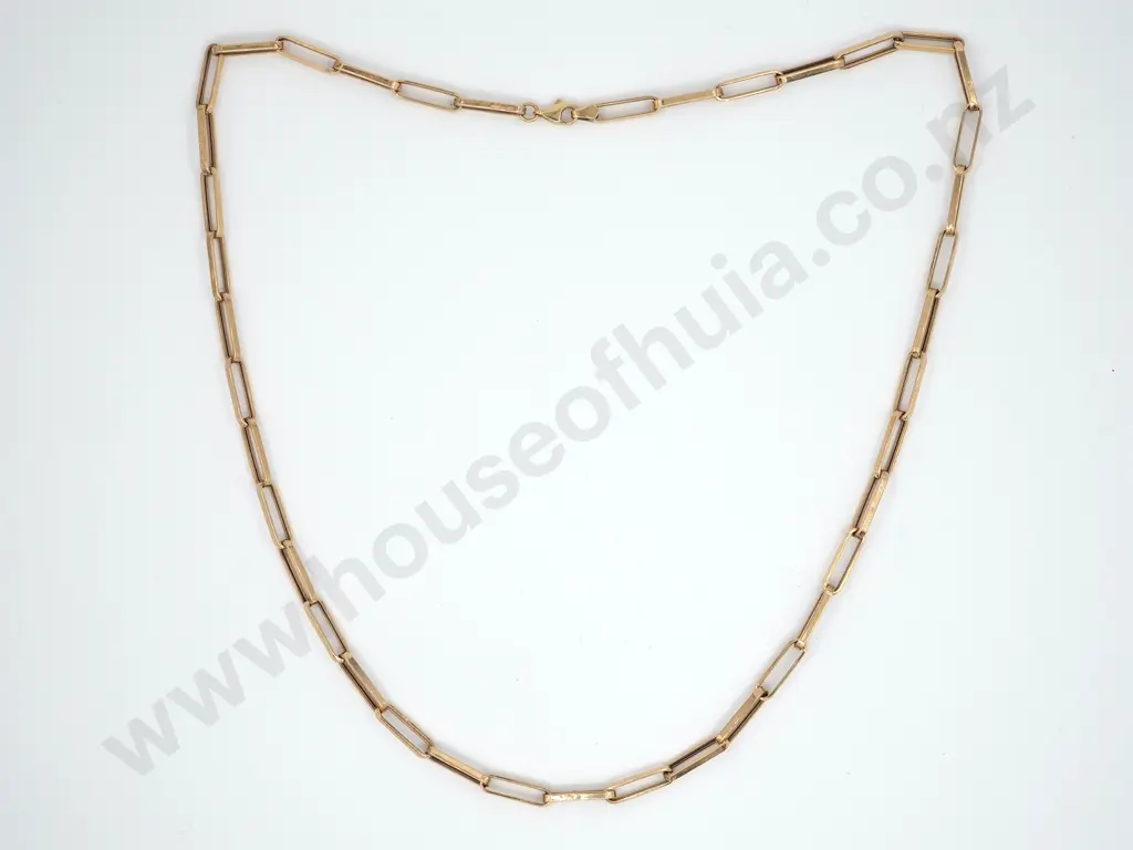 9ct Gold Modern Paperclip Necklace Image 1++