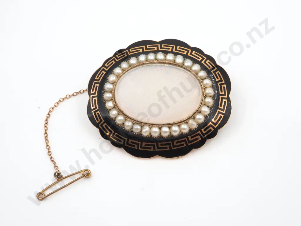 9ct Gold 1864 Dated Mourning Brooch, Seed Pearls, Agate, Black Enamel Image 1++