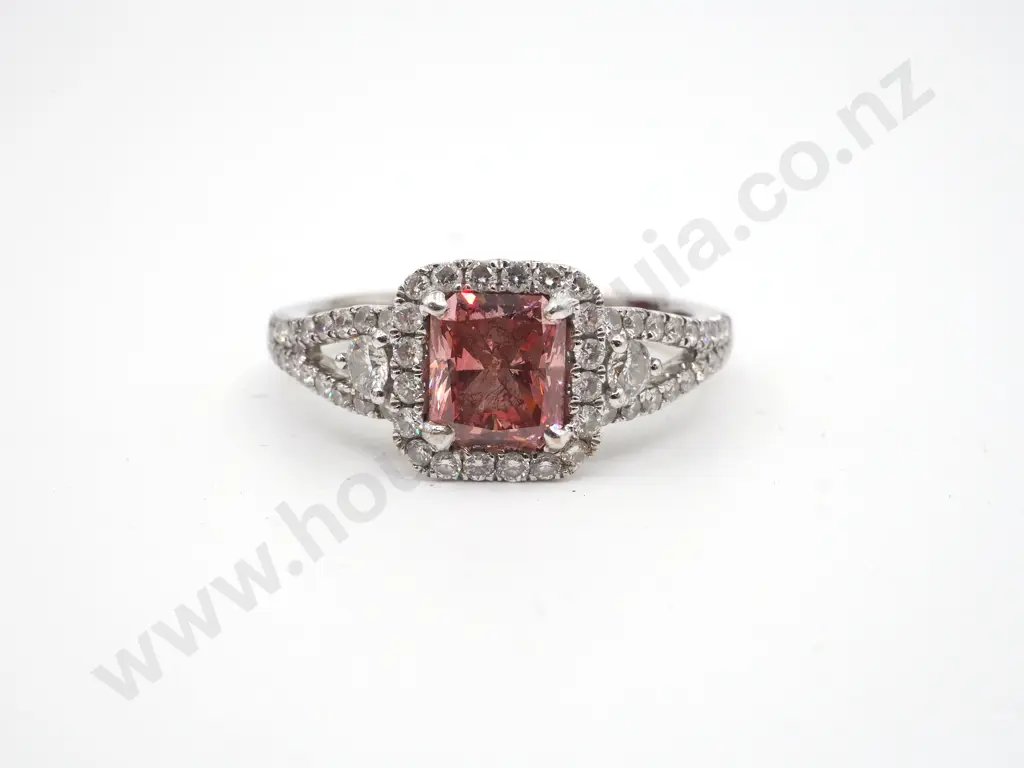 18ct White Gold 1.2ct Pink Diamond Cluster Ring, Valuation Image 1++
