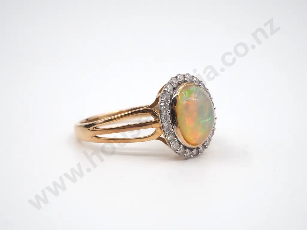 9ct Gold Diamond & Opal Ring w/ Matching Earrings, Valuation Image 1++