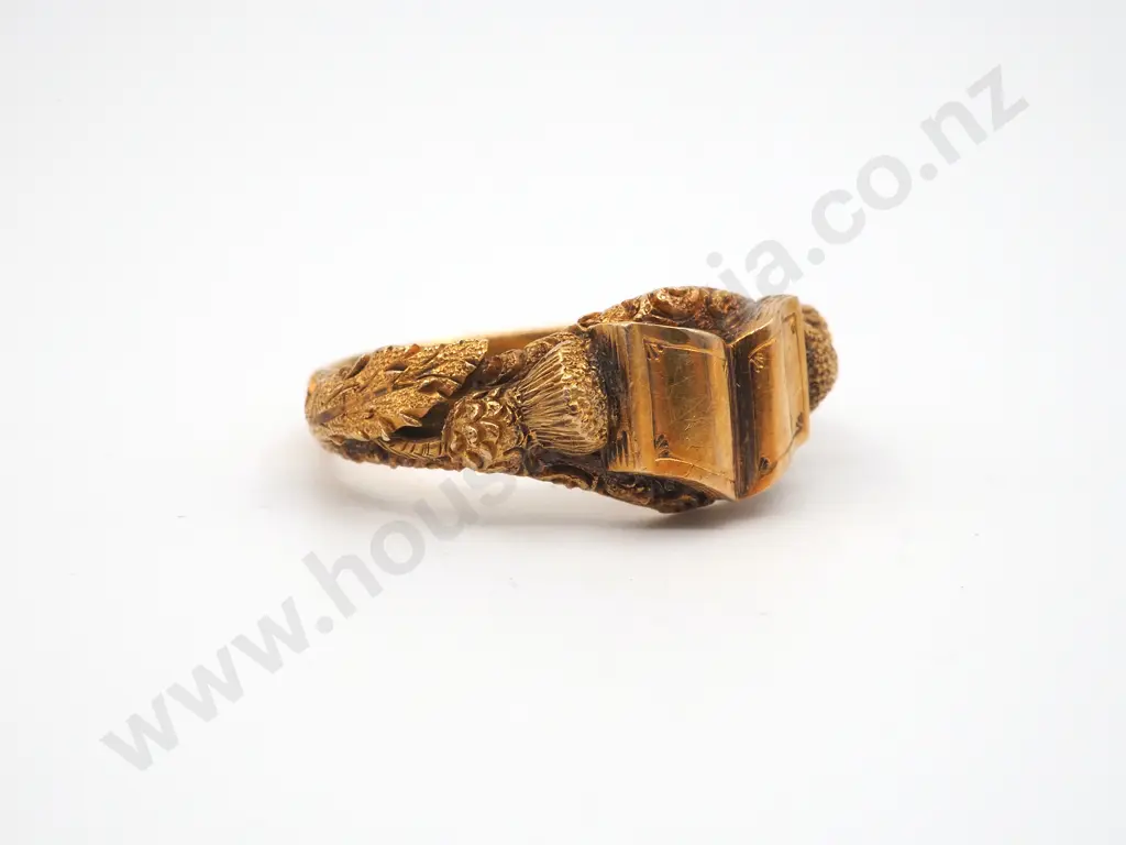 18ct Gold Rare Ornate Antique Ring Thistle & Book Motif: Made by NZ Jeweller HISLOP Image 1++