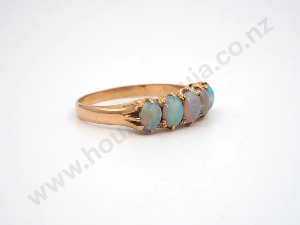 18ct Gold Opal Ring, Circa 1910 Image 1++