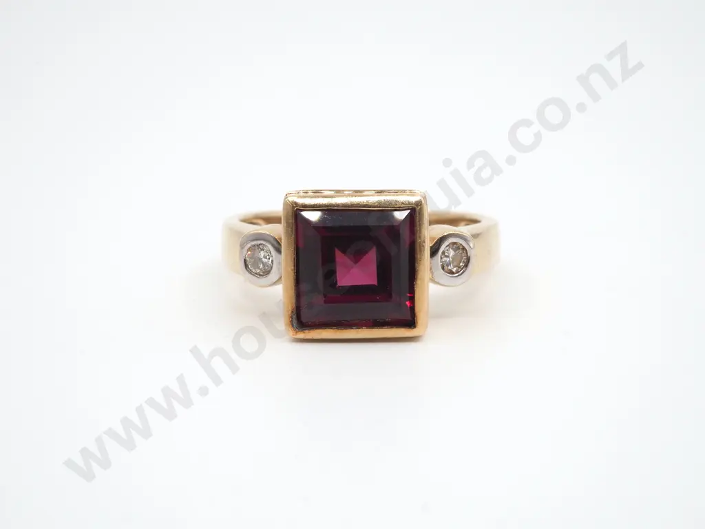9ct Gold Rhodolite Garnet Dress Ring, Valuation Image 1++