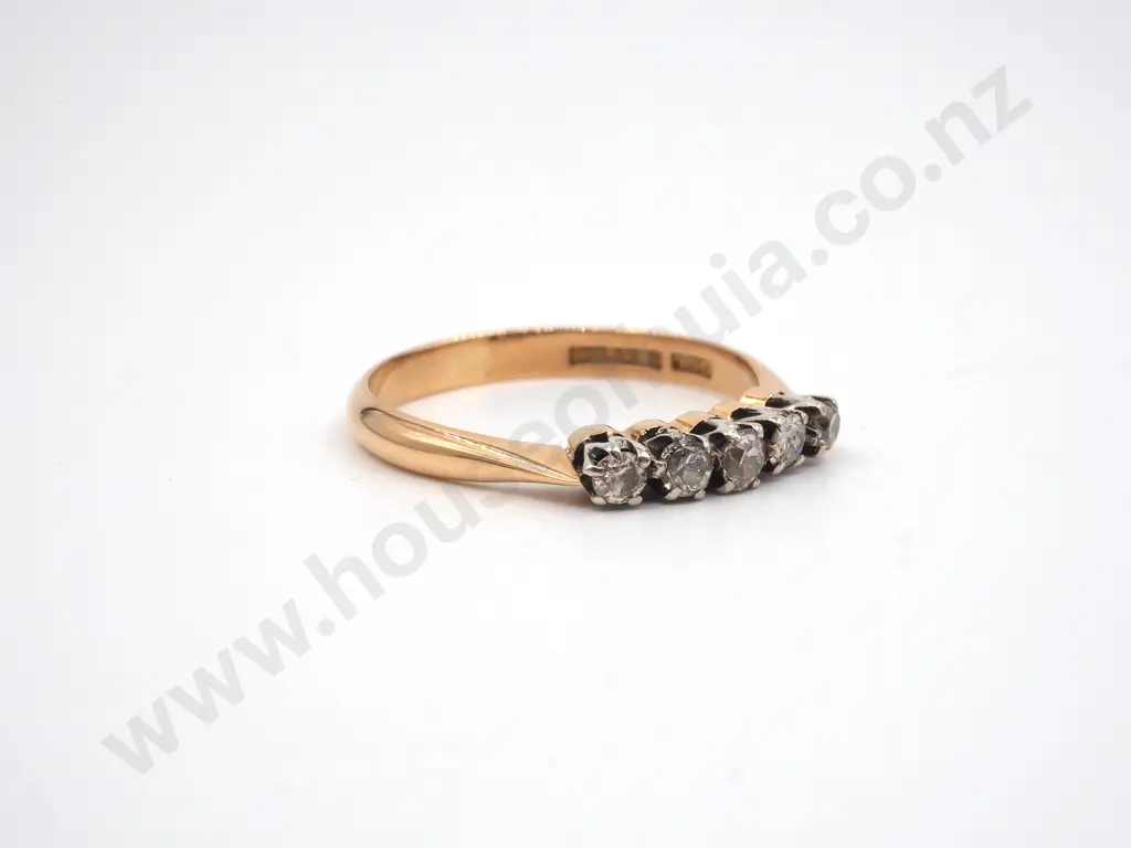 18ct Gold Five Stone Diamond Ring Image 1++