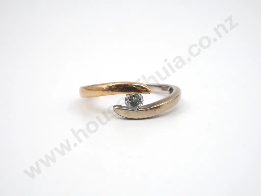 9ct Bi Colour Gold Solitaire Diamond Ring Image 1++