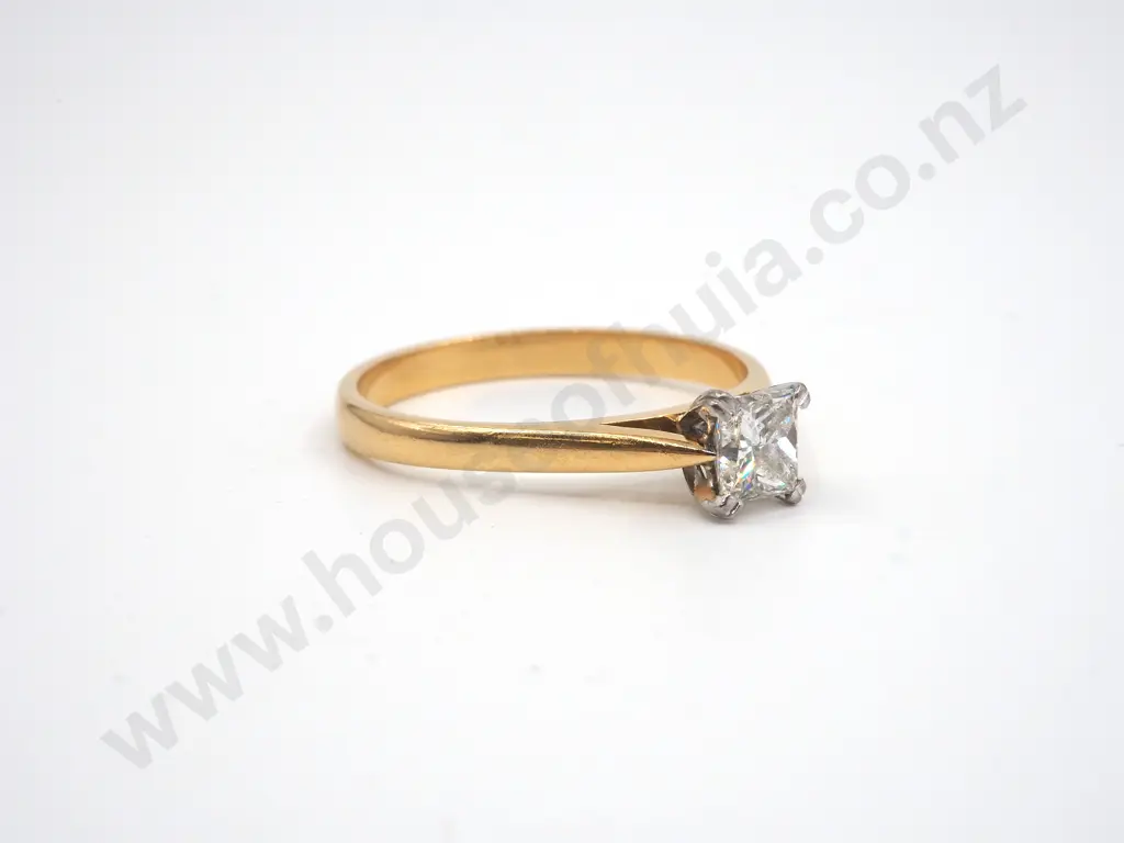 18ct Gold Princess Cut Diamond Ring, Valuation Image 1++
