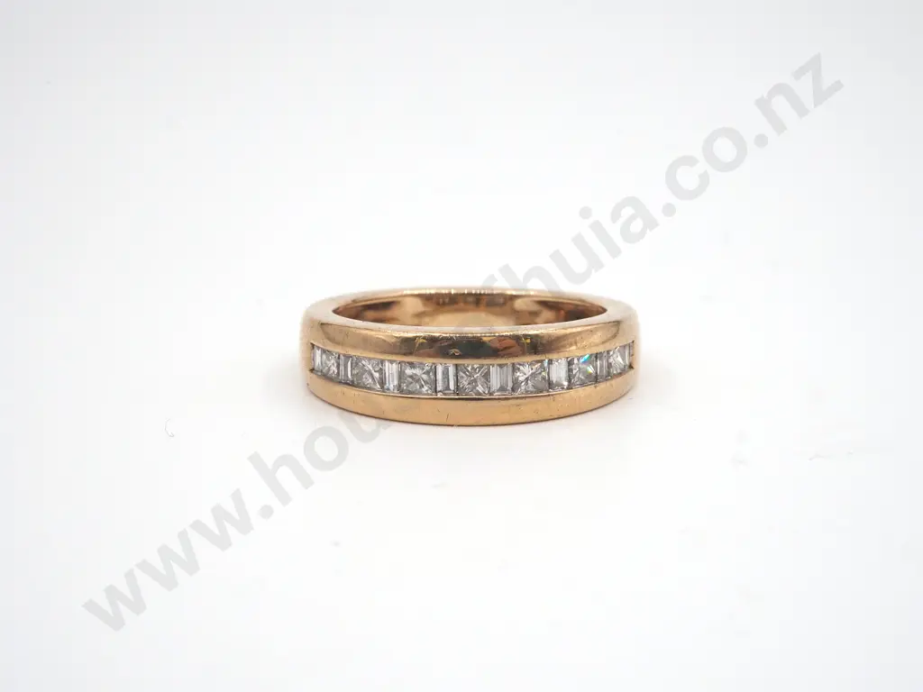 10ct Gold Diamond Band Ring, Valuation Image 1++