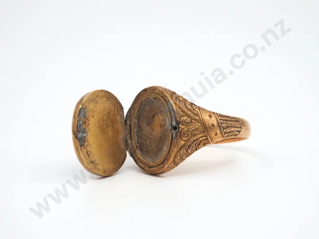 Exceedingly Rare 15ct Gold Bloodstone Mourning Ring, Circa1880 Image 1++