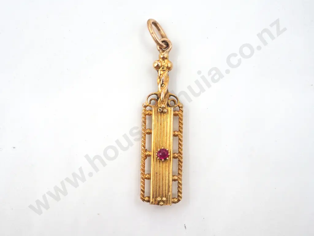 15ct Gold Pendant Image 1++