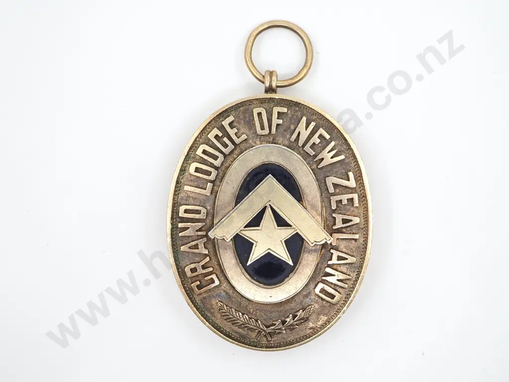 Sterling Silver Large Masonic Medal Image 1++