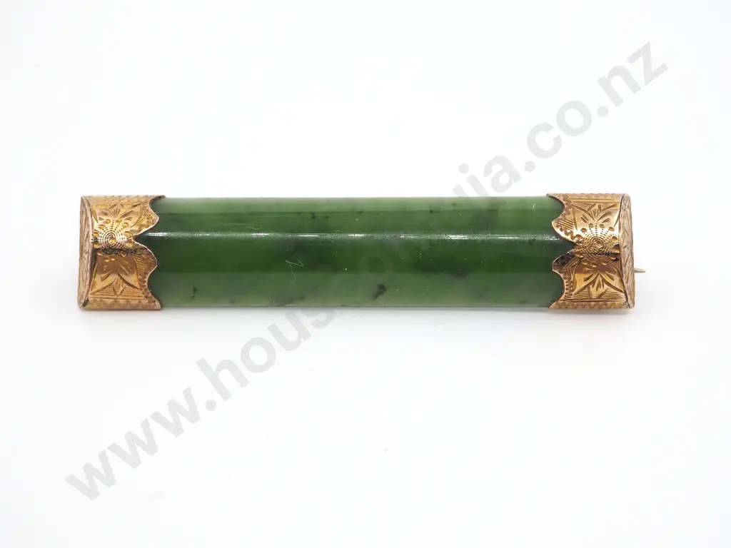 9ct Gold Colonial NZ Greenstone Capped Brooch Image 1++
