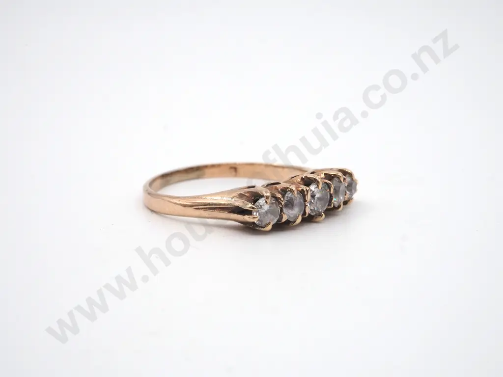 9ct Gold Five Stone CZ Ring Image 1++