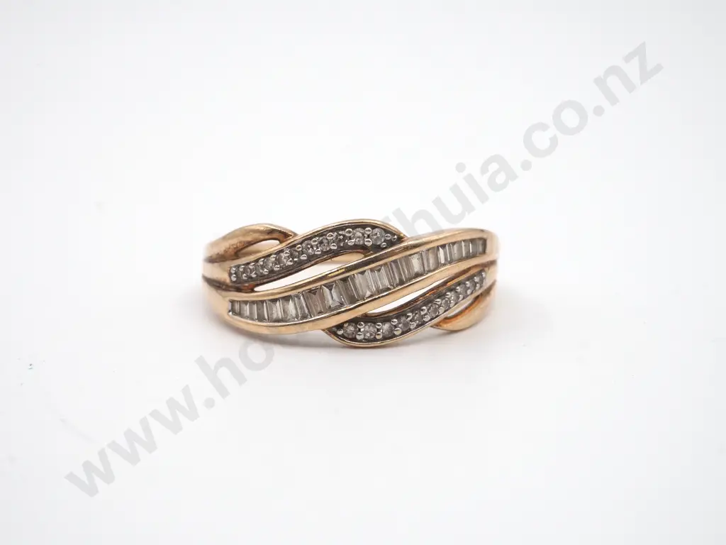 9ct Gold Braided Diamond Ring Image 1++