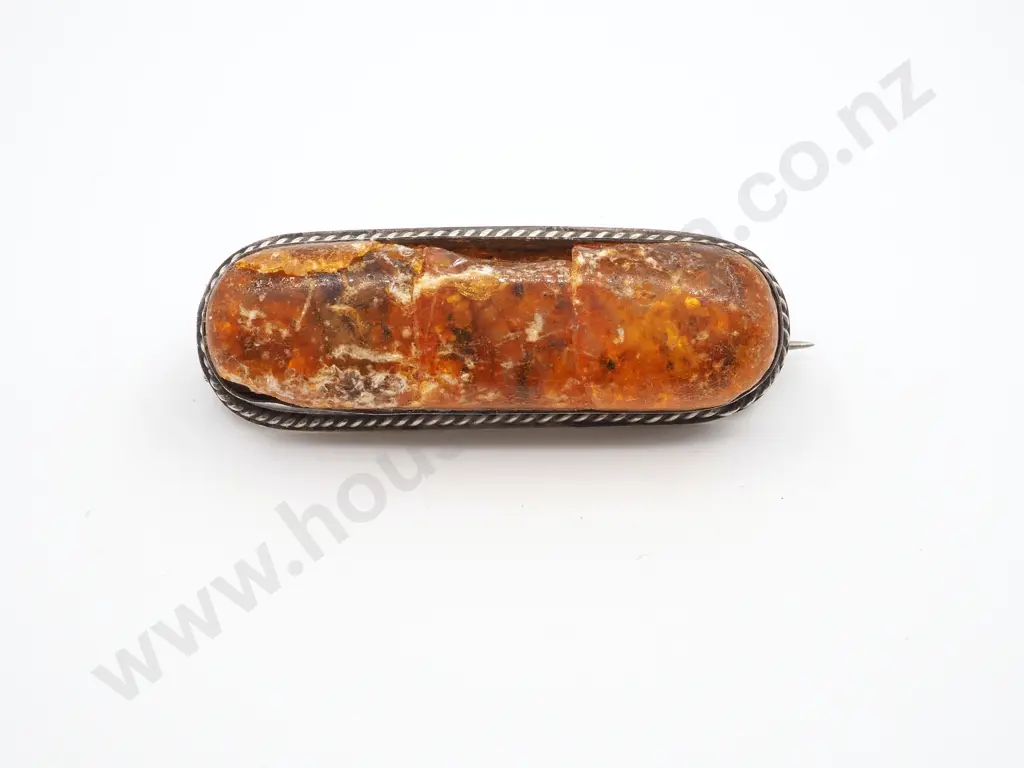 Sterling Silver Kauri Gum Brooch, A/F Image 1++