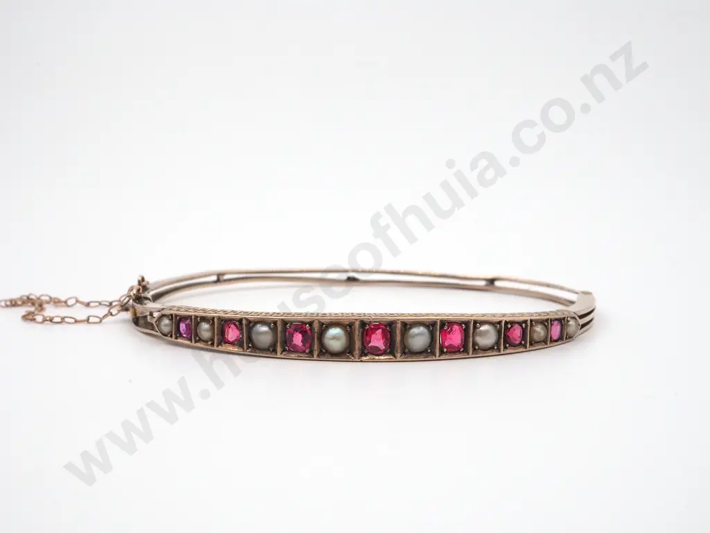 15ct Gold Seed Pearls & Garnets Snap Bangle, A/F Image 1++