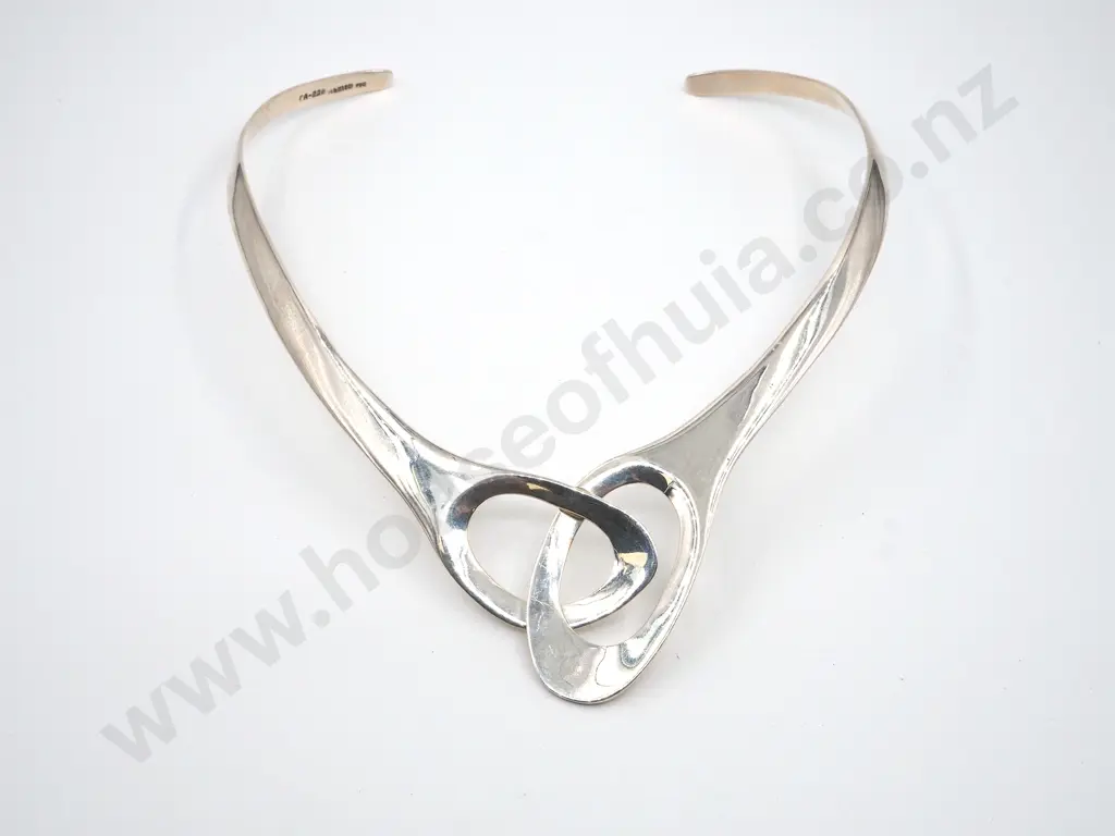 Sterling Silver Collar Image 1++