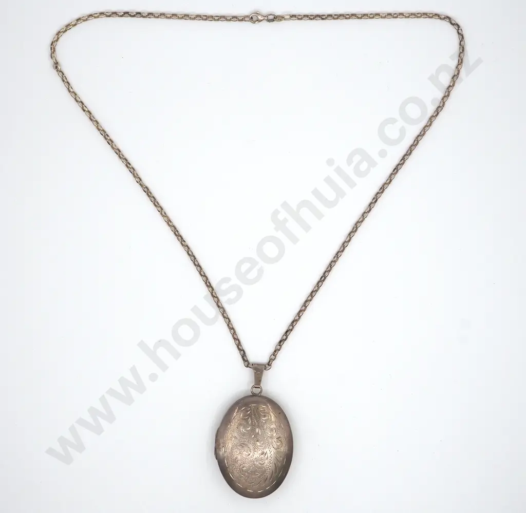 Sterling Silver Locket & Chain Image 1++