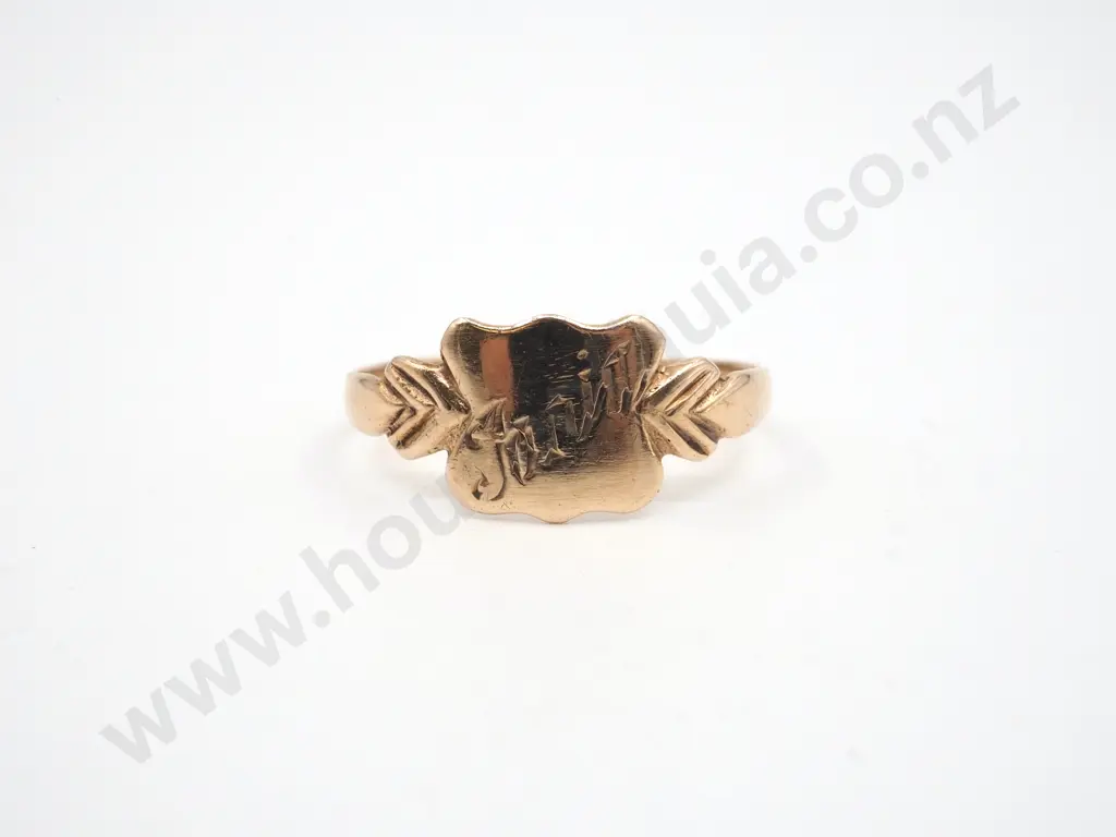 Vintage Signet Ring Image 1++
