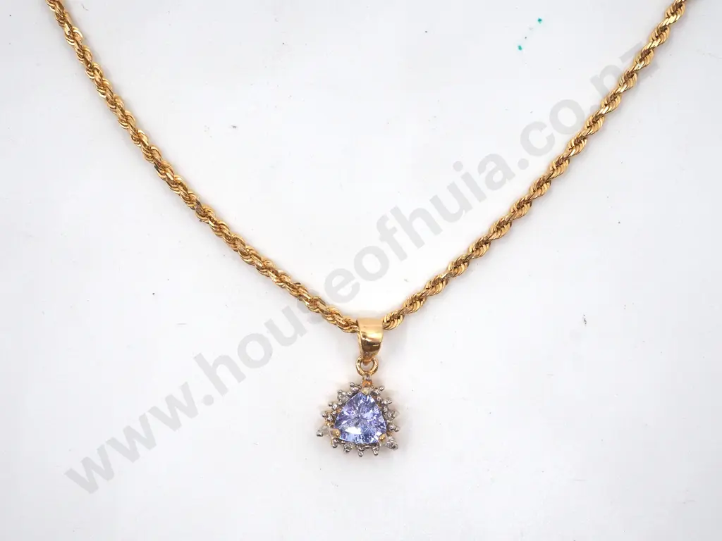 14ct Gold Tanzanite Necklace Image 1++