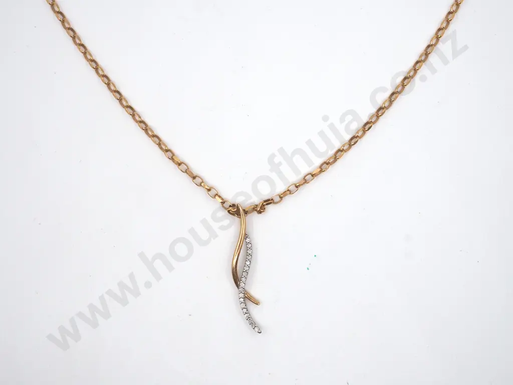 9ct Gold Pendant & Belcher Chain Image 1++