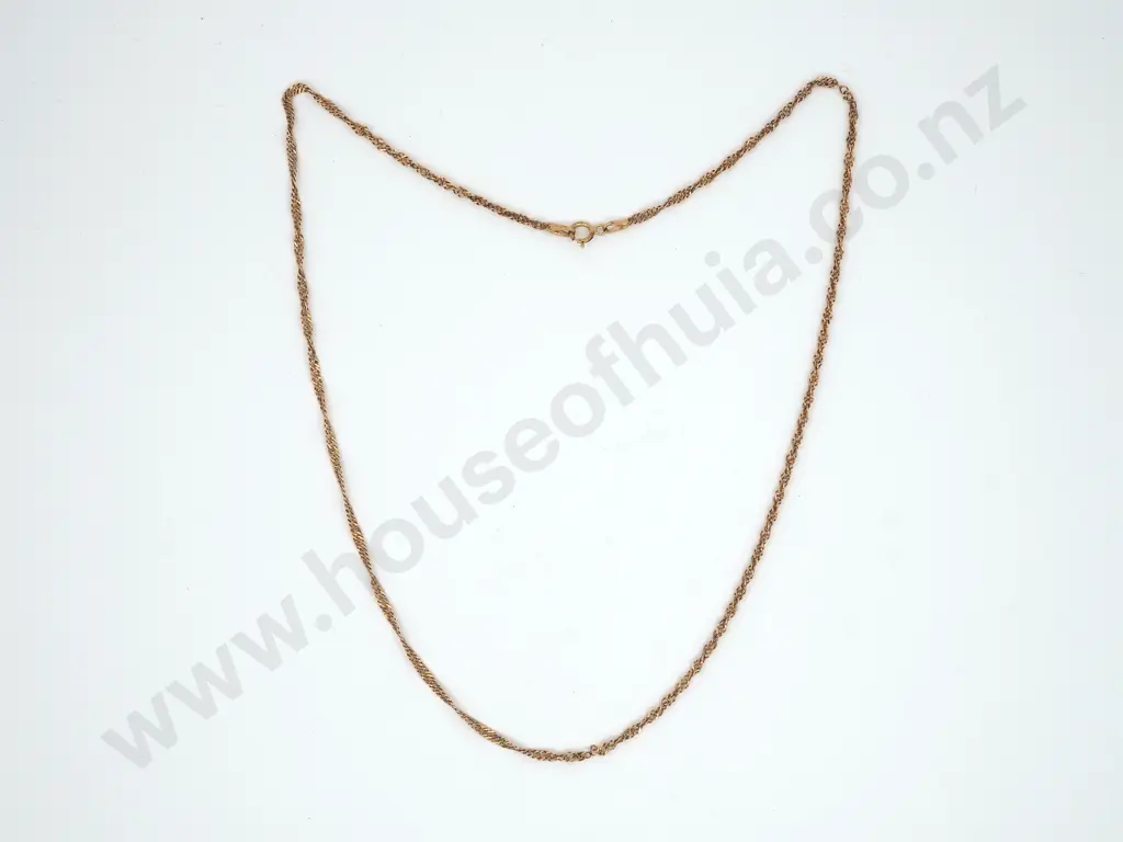 9ct Gold Twist Link Necklace Image 1++