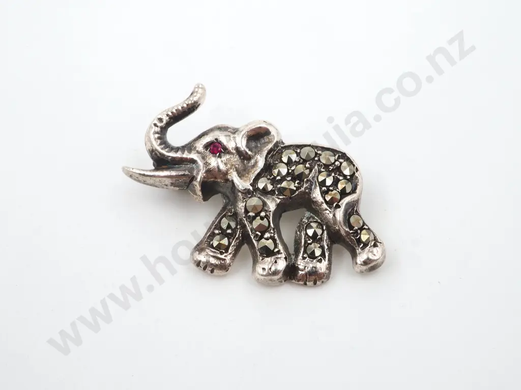 800 Silver & Marcasite Elephant Brooch Image 1++