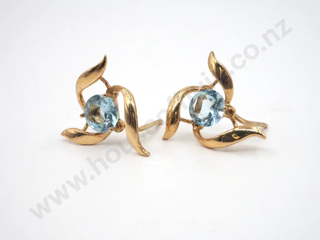 9ct Gold Topaz Earrings Image 1++