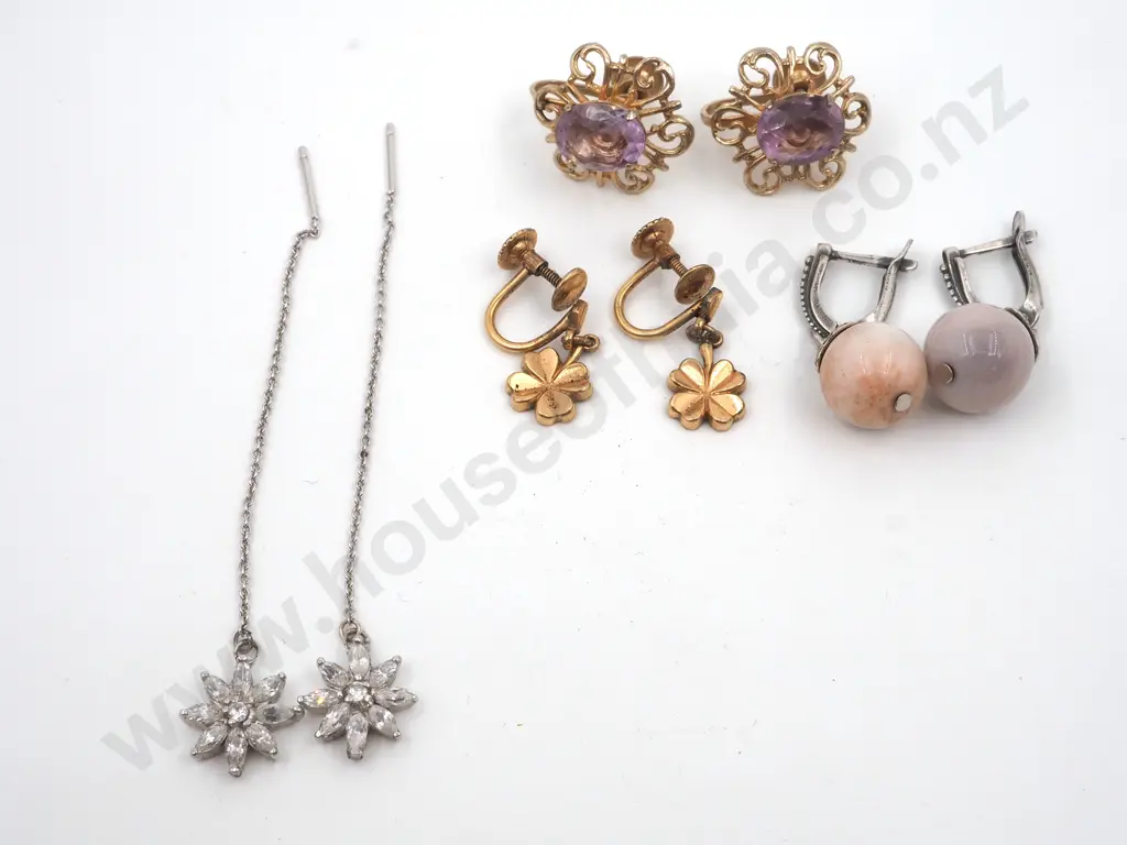 Four Pairs of Costume Earrings Image 1++