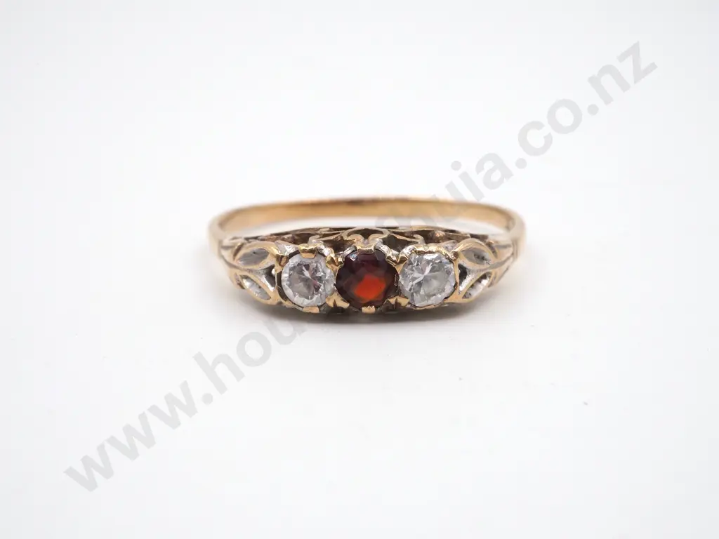 9ct Gold Garnet & CZ Ring Image 1++