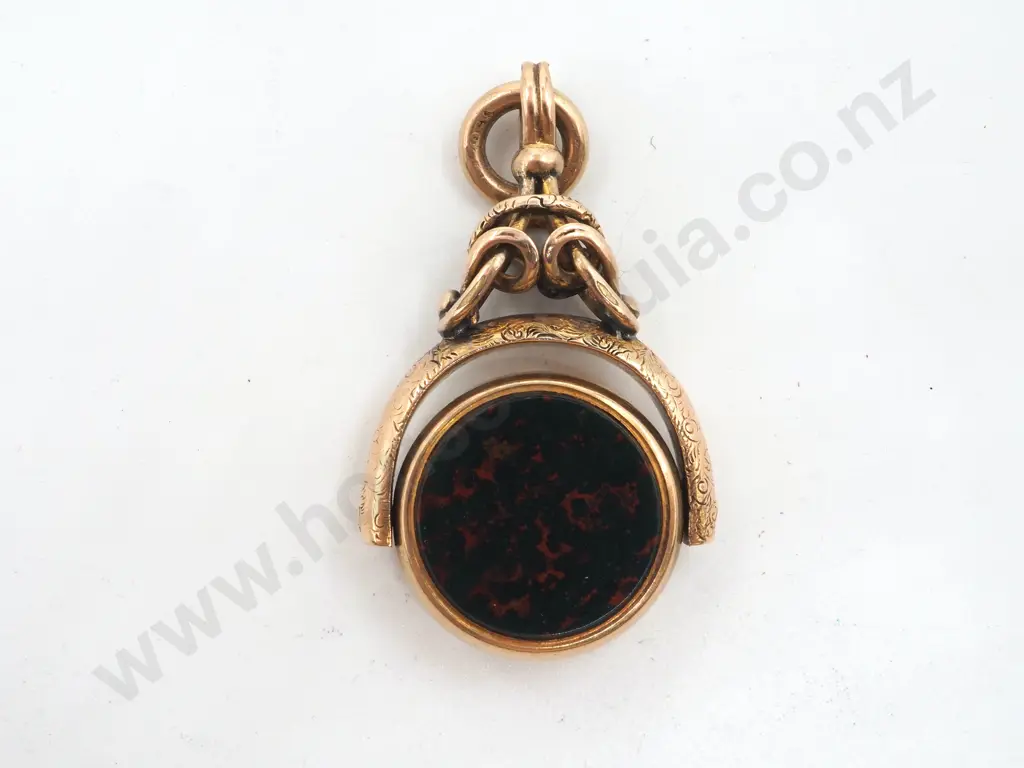 15ct Gold Victorian Fob Spinner Bloodstone/Carnelian Image 1++