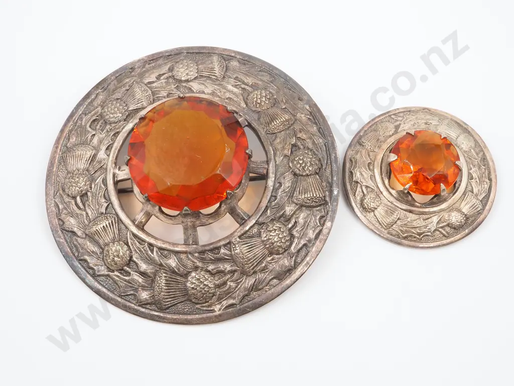 Two Scottish Brooches Image 1++