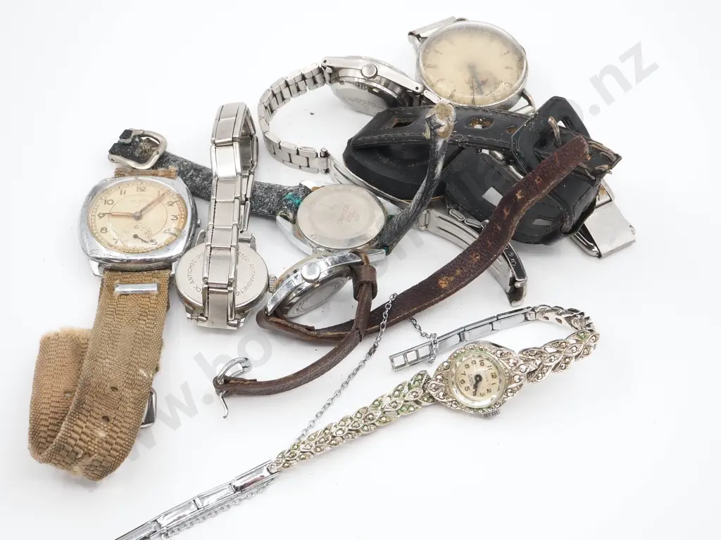 Mixed Lot of 8 Mechanical Watches Image 1++
