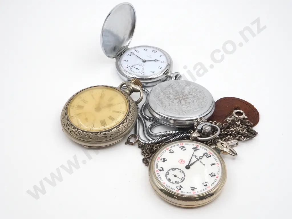 Lot of Four Vintage Pocket Watches Image 1++