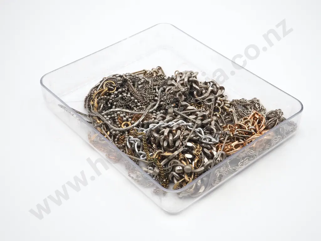 Assorted Lot of Costume Jewellery Image 1++