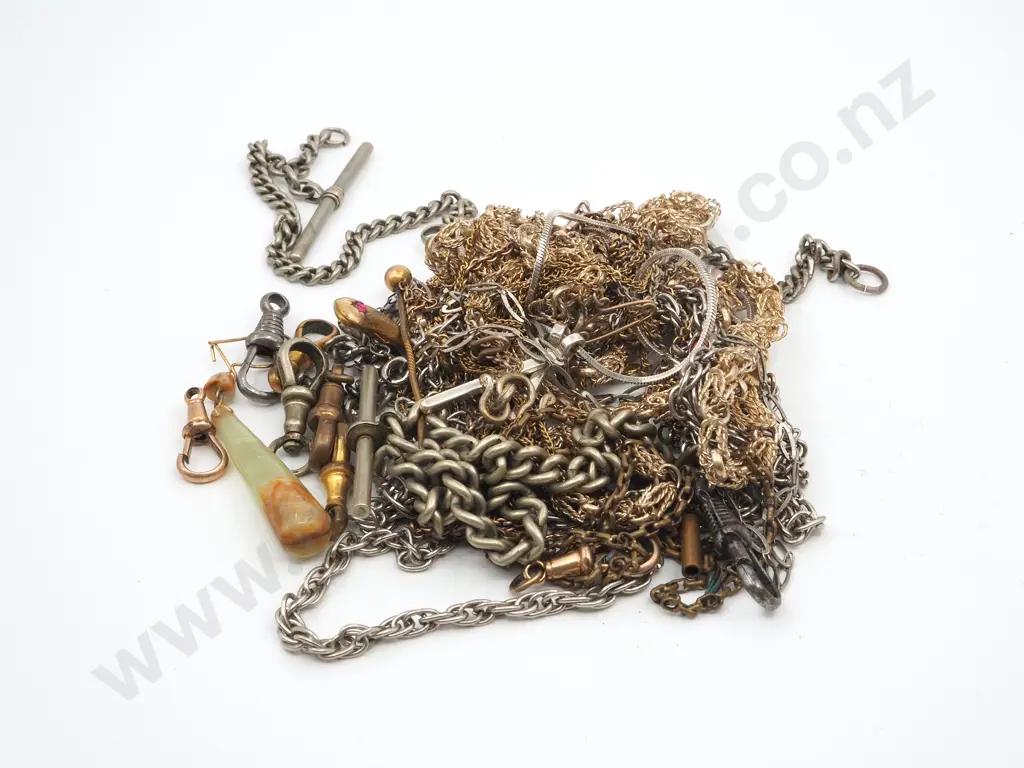 Assorted Lot of Costume Jewellery Image 1++