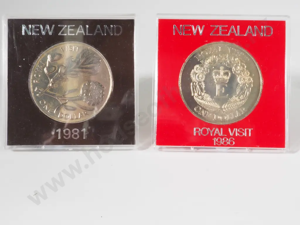 34 Assorted New Zealand UNC One Dollar Coins Image 1++